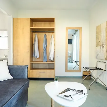 Maistrali Sea View Apartment *